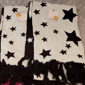 Joe Boxer Star Scarves